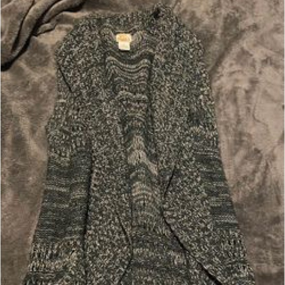 Mudd: Women’s Sleeveless Sweater Overpiece: Heather Gray: Size Medium - Picture 2 of 3